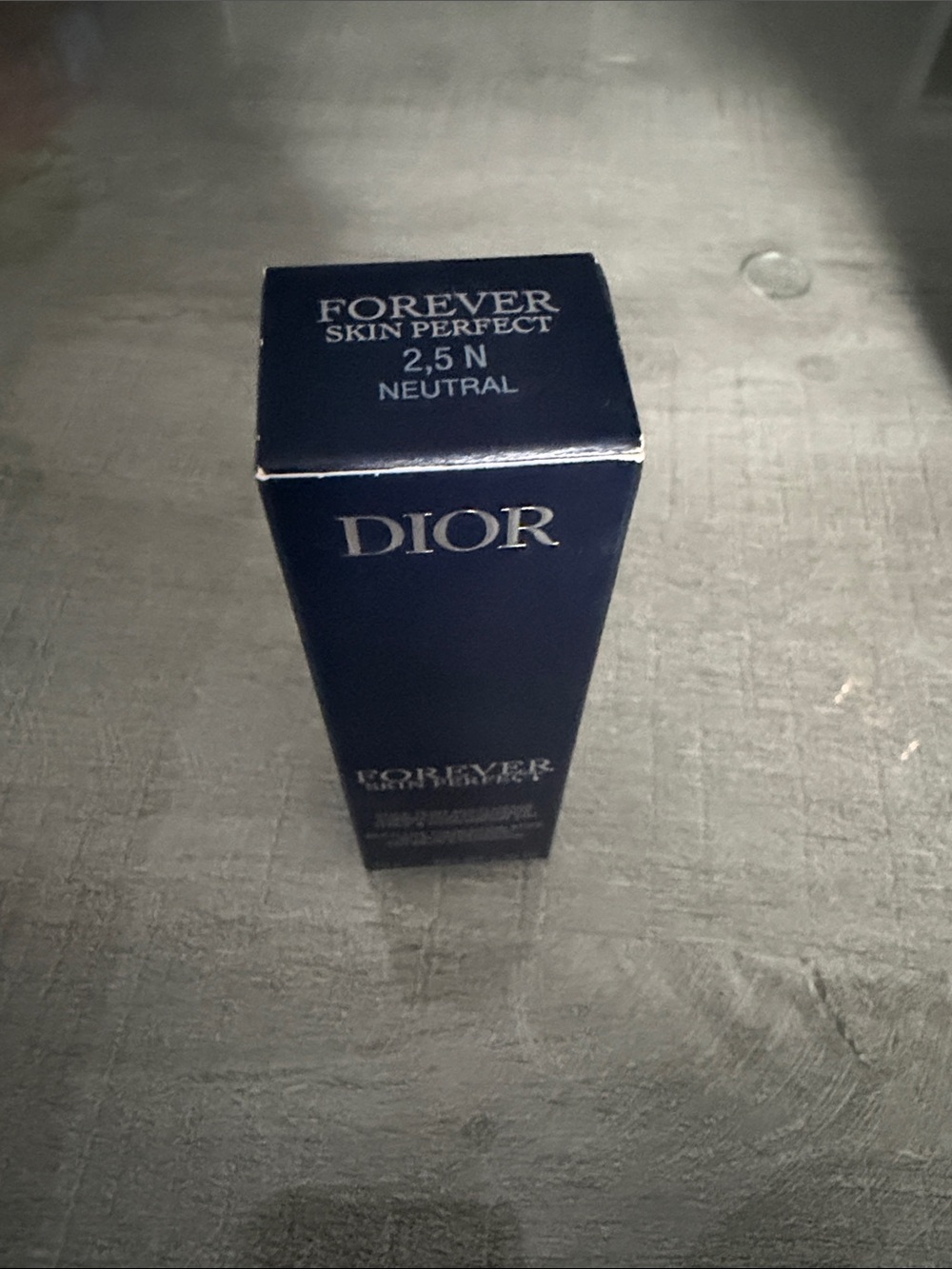 Dior Forever Skin Perfect Foundation - 2.5 NIB